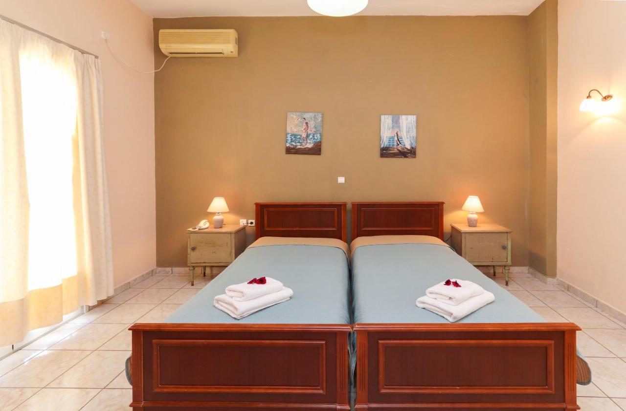 Angela Hotel Loutra Edipsou  ภายนอก รูปภาพ
