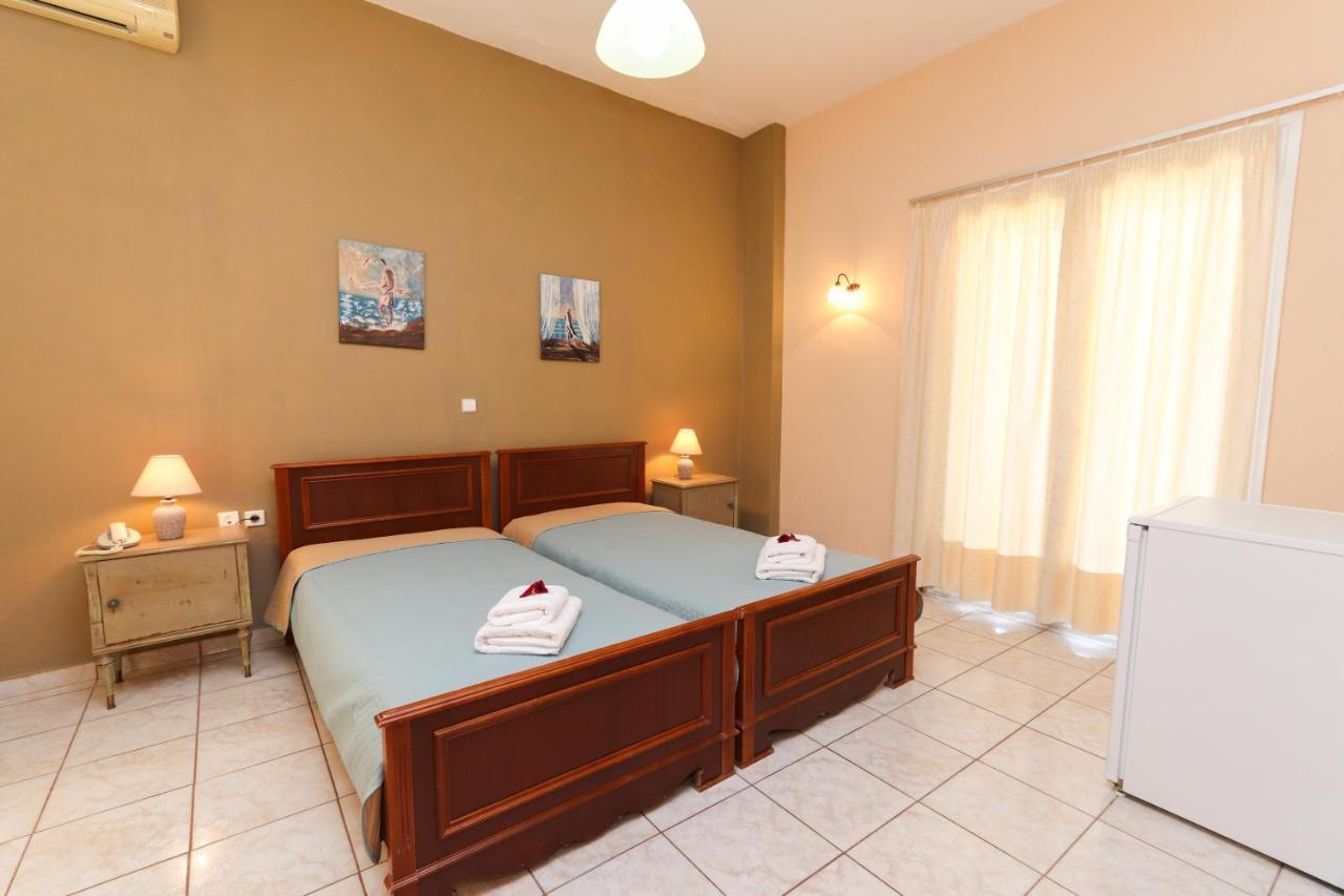 Angela Hotel Loutra Edipsou  ภายนอก รูปภาพ