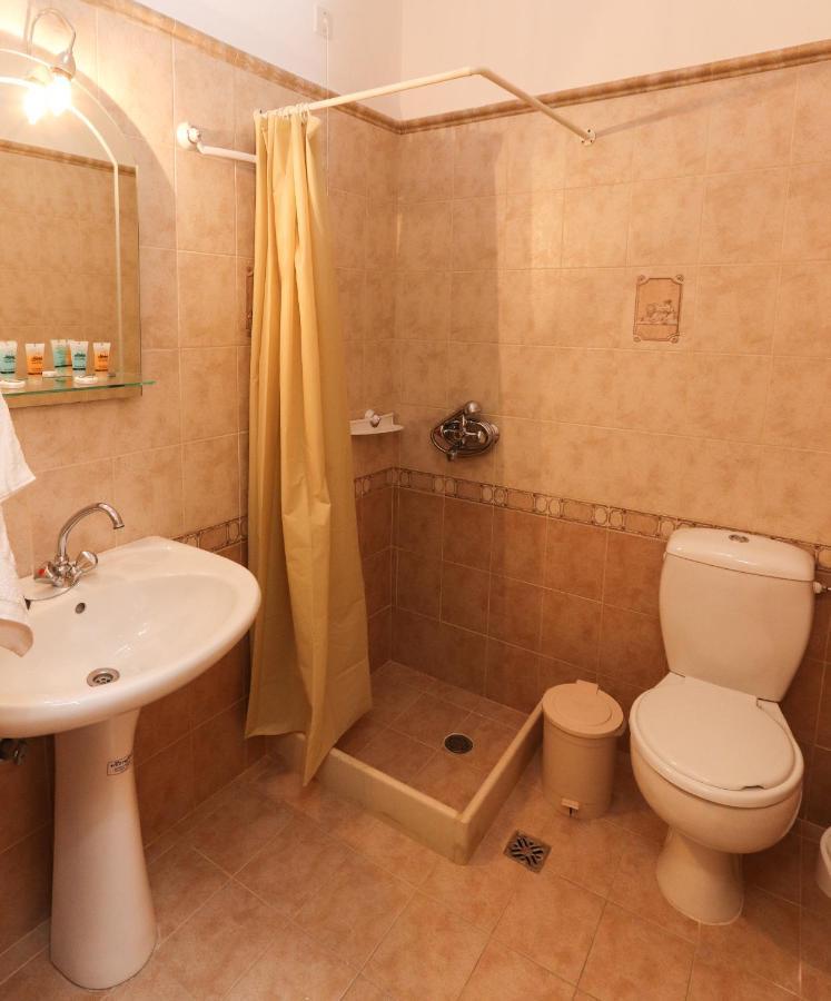 Angela Hotel Loutra Edipsou  ภายนอก รูปภาพ