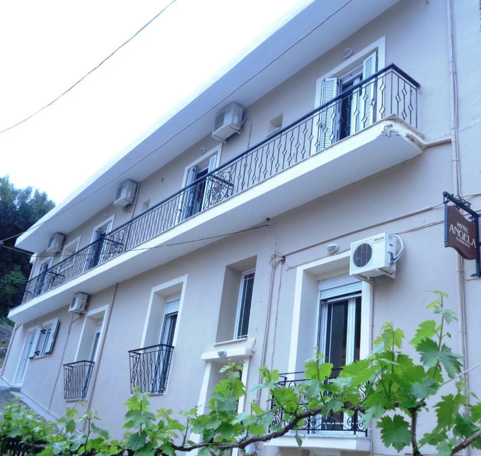 Angela Hotel Loutra Edipsou  ภายนอก รูปภาพ