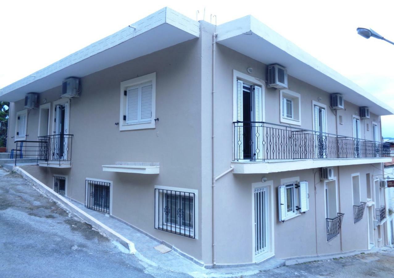 Angela Hotel Loutra Edipsou  ภายนอก รูปภาพ